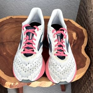 Brooks Hyperion tempo